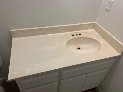 Vanity resurfacing and sink refinishing before - NuFinishPro