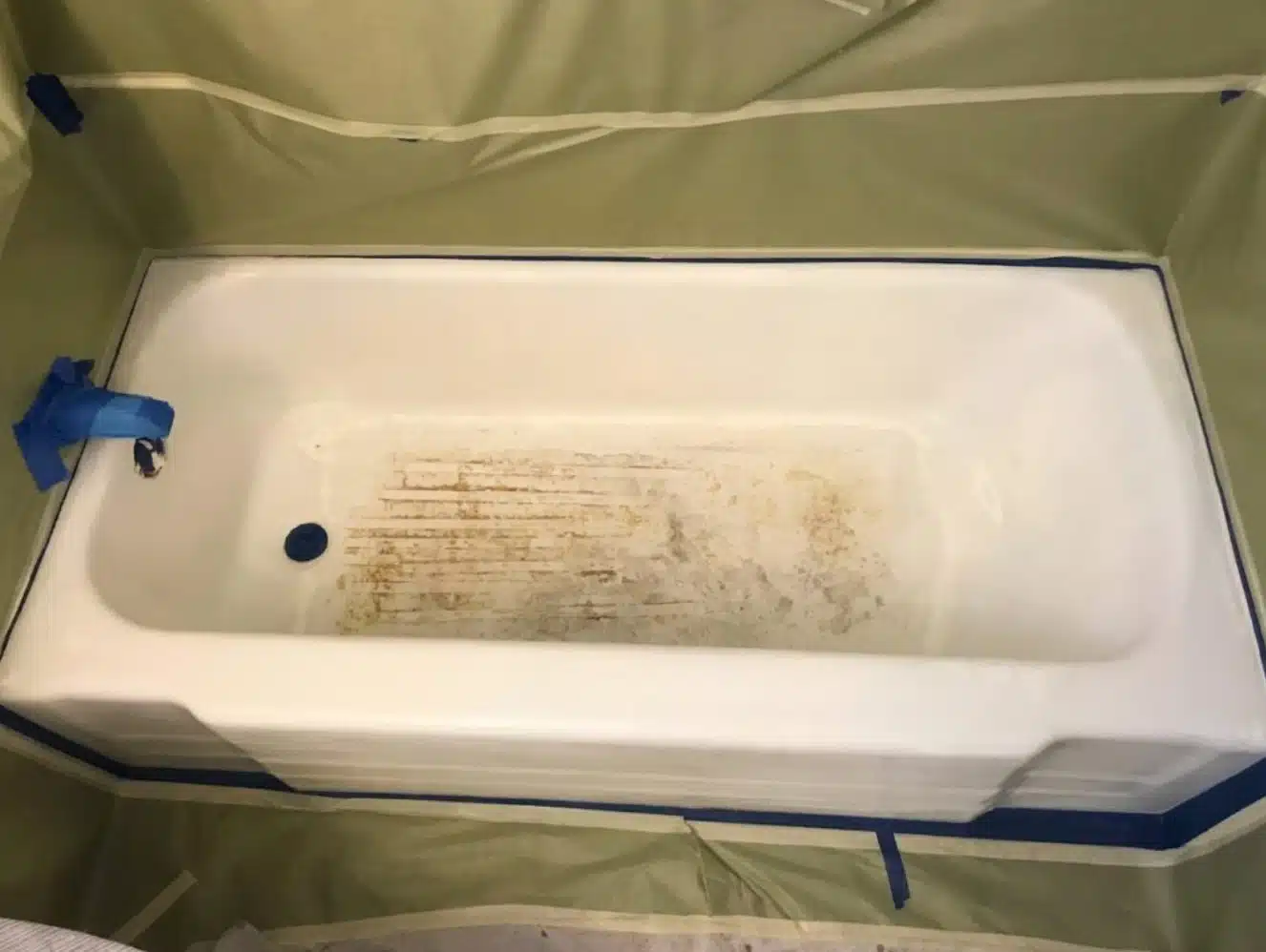 7 Signs Your Bathtub Needs Refinishing Instead of Replacement